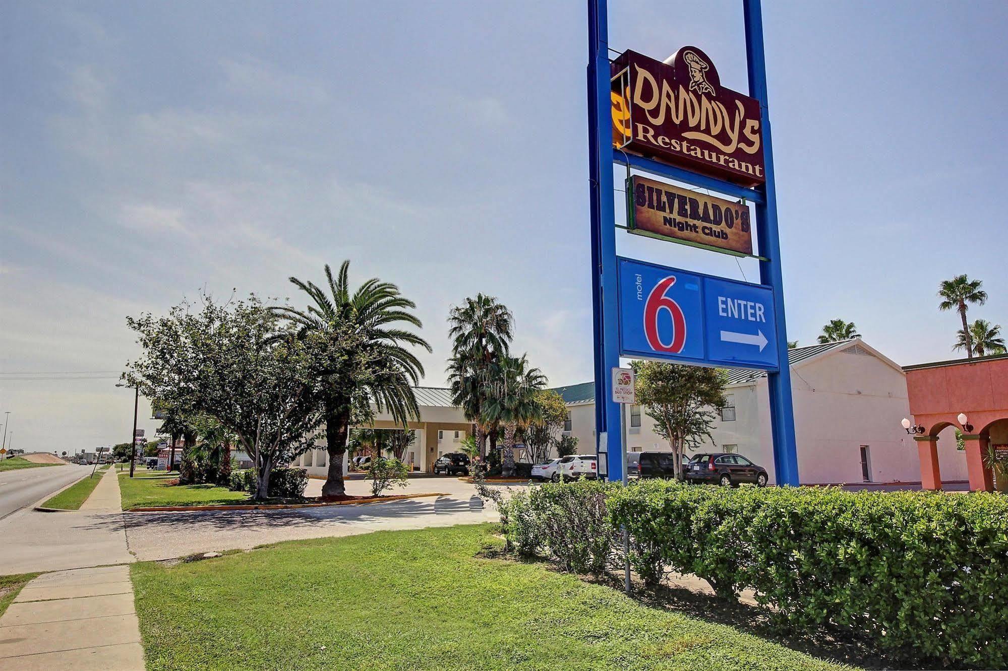 Hotel 6-laredo, Tx - North I-35