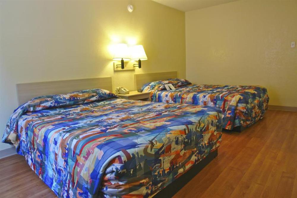 6-laredo, Tx - North I-35 Hotel Laredo