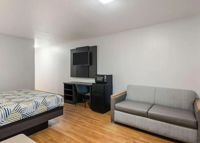 Motel 6-Laredo, Tx - North I-35