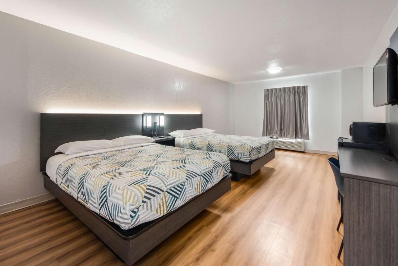 6-laredo, Tx - North I-35 Hotel Laredo